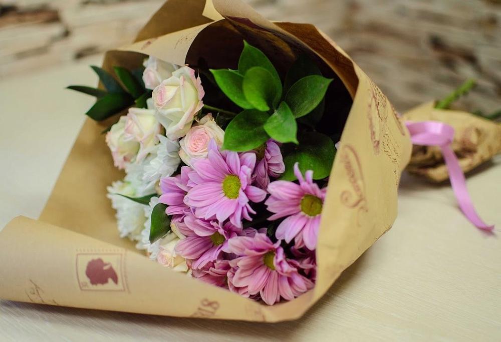 Букет цветов из: Розы и Хризантемы в Ипатово