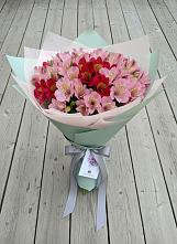 Букет цветов из:  Альстромерии #REPLACE_PRED# Ипатово