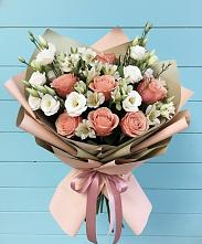 Букет цветов из:  Розы, Альстромерии и Лизиантусы в Ипатово