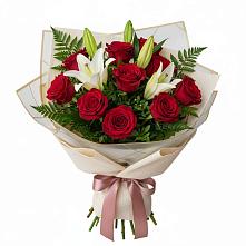 Букет цветов из:  Лилии и Розы в Ипатово