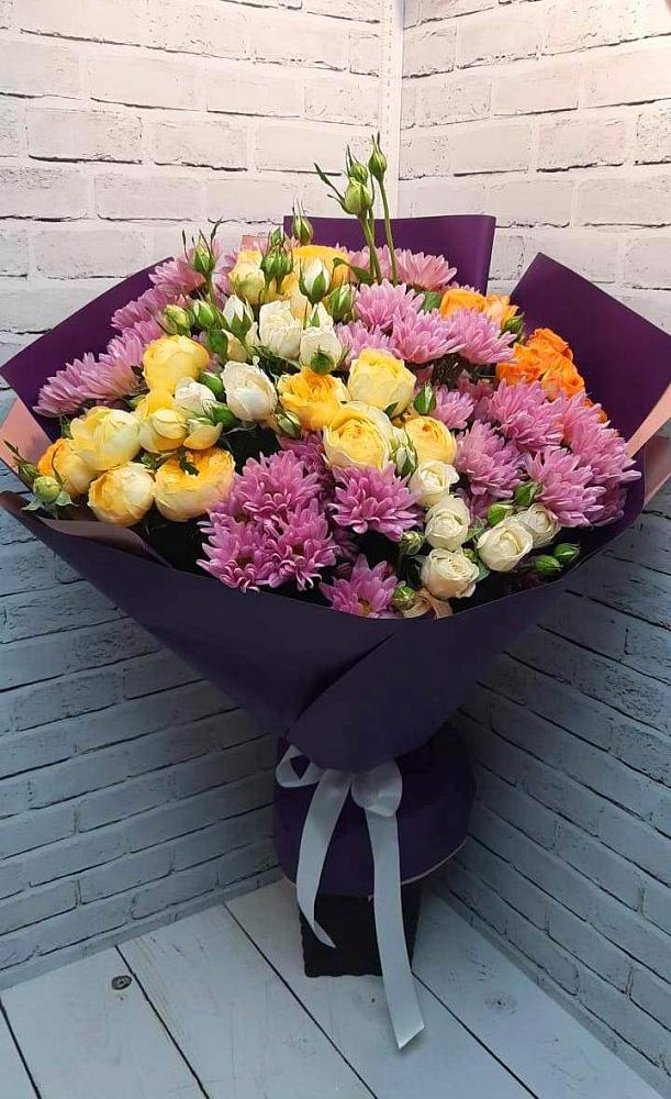 Букет цветов из: Хризантемы и Розы в Ипатово