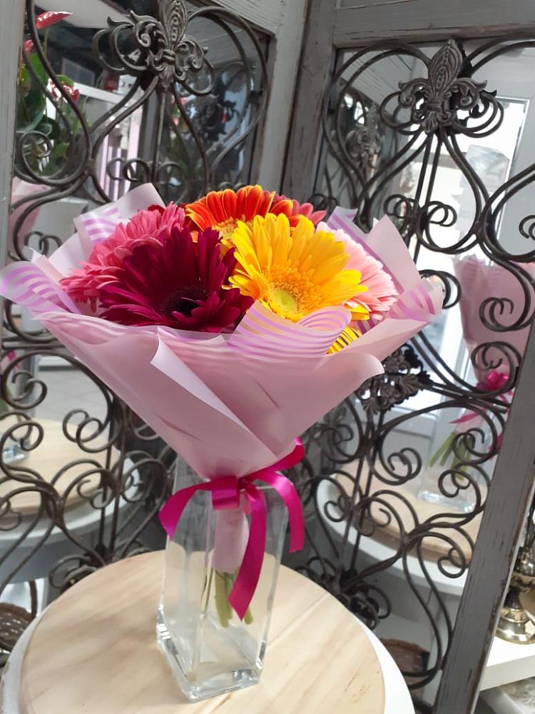 Букет цветов из: Герберы в Ипатово