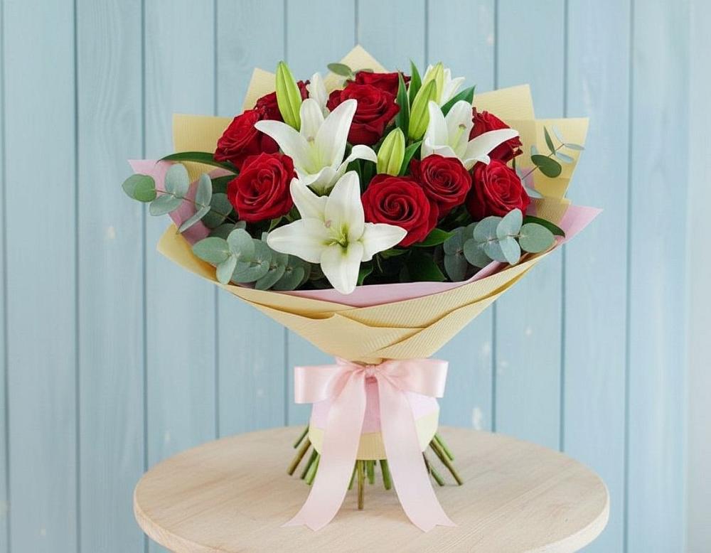 Букет цветов из: Лилии и Розы в Ипатово